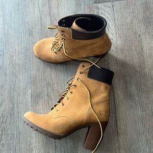 Timberland Womens Tillston 6 Inch Double Collar wheat nubuck size 9